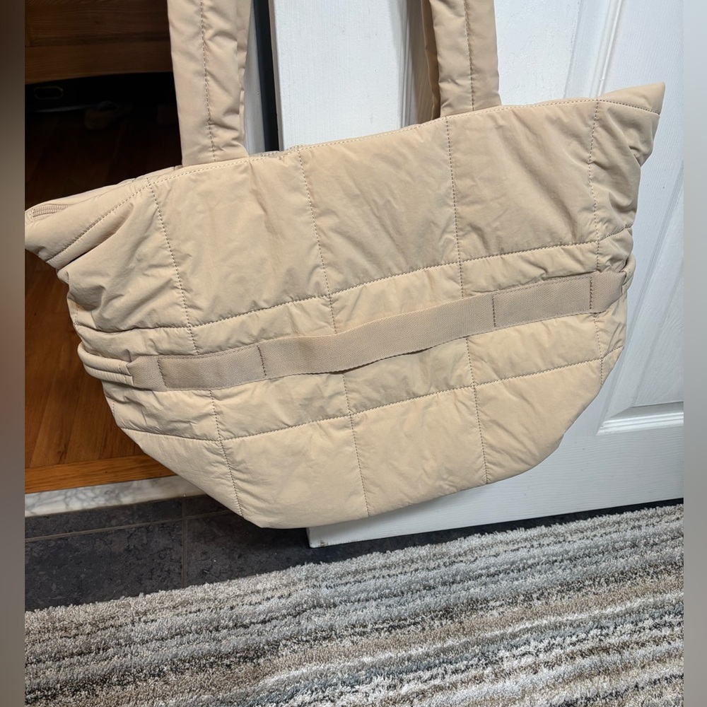 Puma Light Beige Quilted Travel Bag